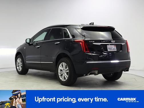 Black 2022 Cadillac XT5 Luxury