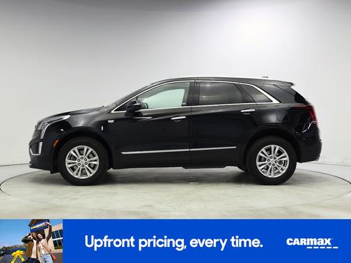 Black 2022 Cadillac XT5 Luxury