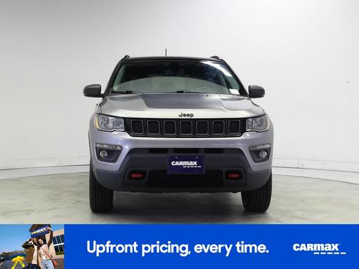 Silver 2019 Jeep Compass Trailhawk