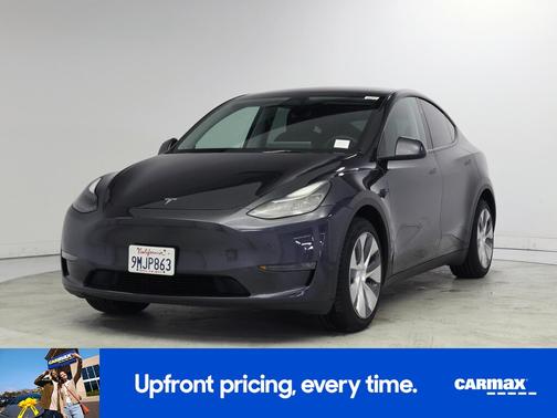Gray 2024 Tesla Model Y Long Range