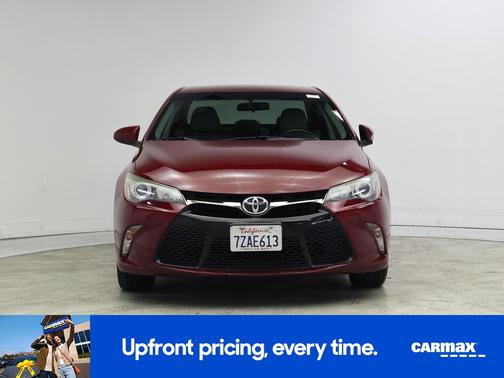 Red 2017 Toyota Camry SE