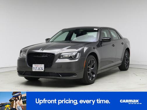 2023 Chrysler 300 Touring