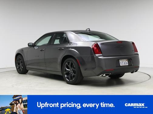 2023 Chrysler 300 Touring