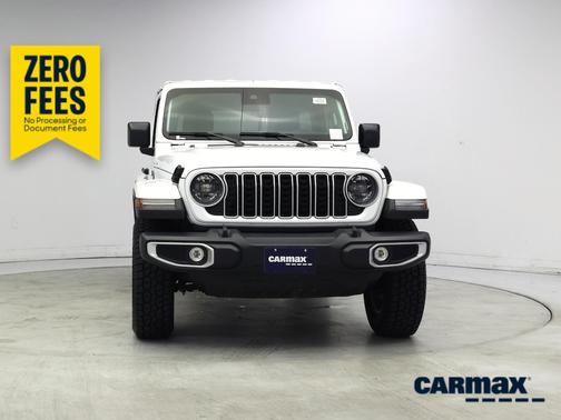 White 2025 Jeep Wrangler Sahara