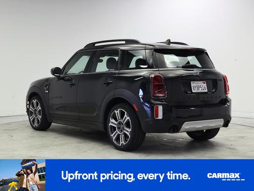 Black 2022 MINI Countryman S
