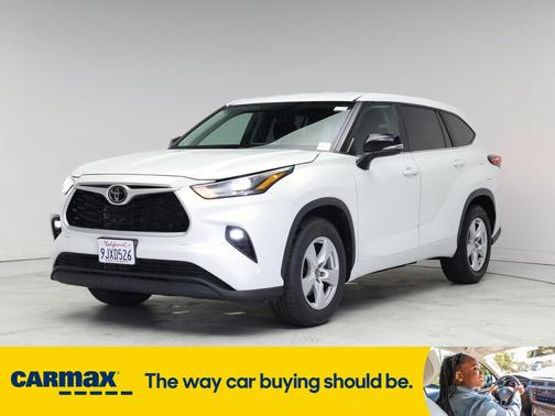2023 Toyota Highlander LE