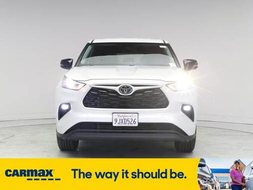2023 Toyota Highlander LE