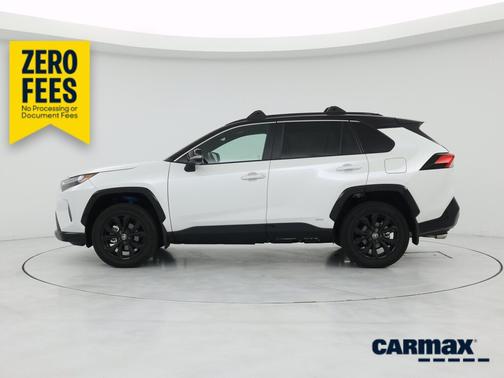 White 2024 Toyota RAV4 Hybrid XSE