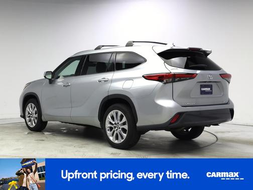 Silver 2021 Toyota Highlander Limited