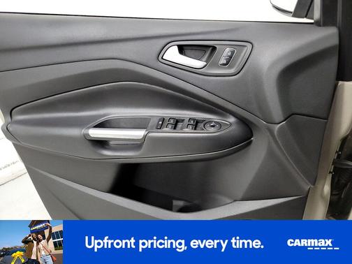 Gold 2018 Ford Escape SE