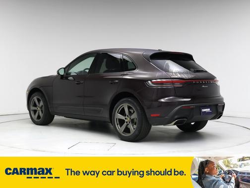 2023 Porsche Macan T