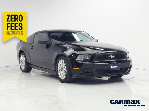 Black 2014 Ford Mustang