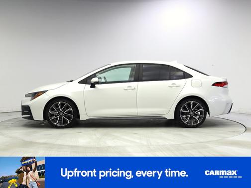 Pearl 2021 Toyota Corolla SE