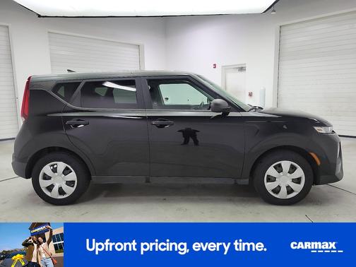 Black 2021 Kia Soul LX