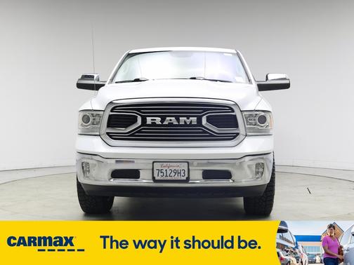 2019 RAM 1500 Classic Laramie