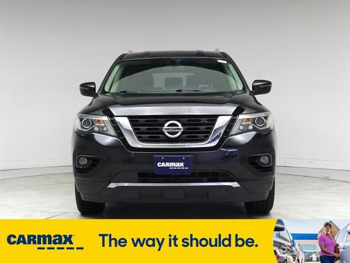 2019 Nissan Pathfinder SV