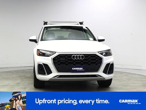 White 2021 Audi Q5 e Premium