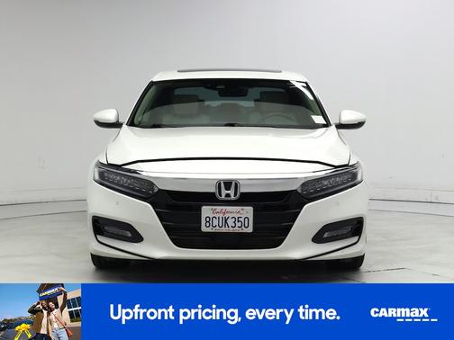 White 2018 Honda Accord Touring