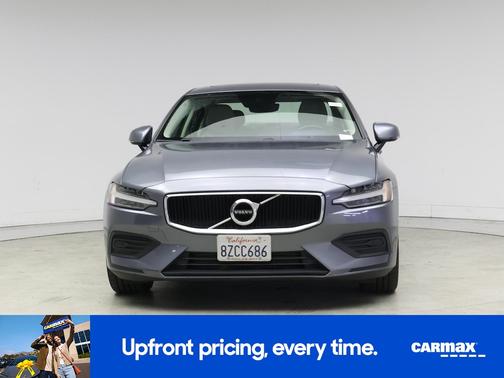 2020 Volvo S60 T6 Momentum