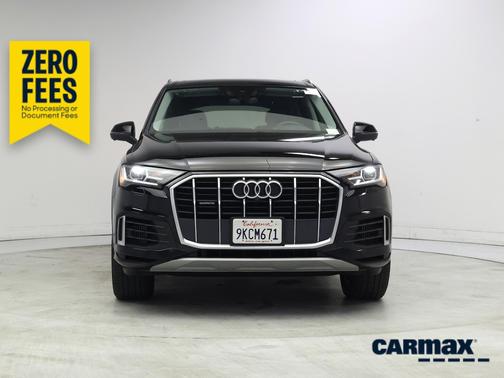 Black 2022 Audi Q7 Premium