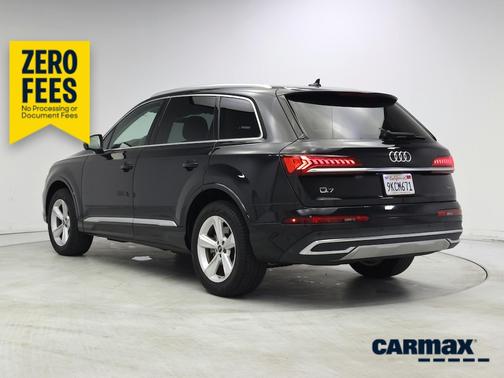 Black 2022 Audi Q7 Premium