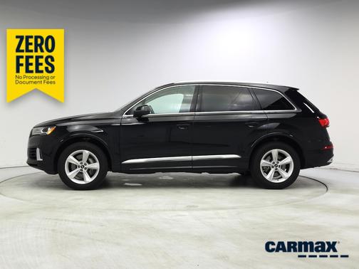 Black 2022 Audi Q7 Premium