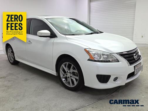 White 2015 Nissan Sentra SR
