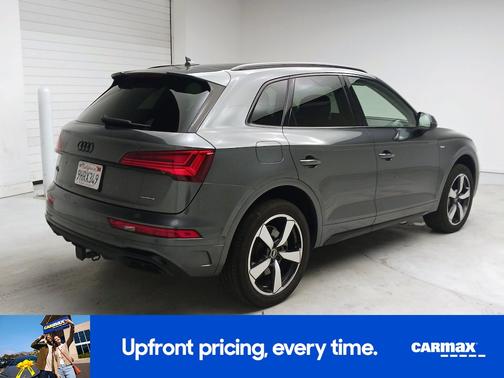 Gray 2023 Audi Q5 S-Line Prestige