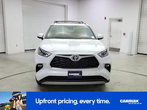 2025 Toyota Highlander Hybrid Platinum