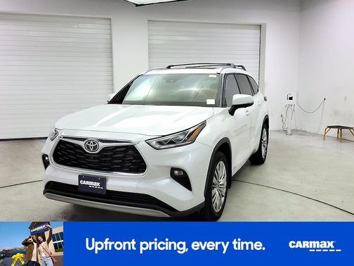 2025 Toyota Highlander Hybrid Platinum
