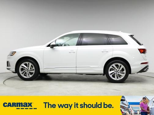 2023 Audi Q7 Premium Plus