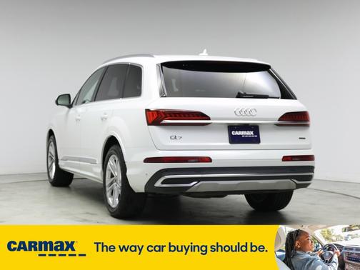 2023 Audi Q7 Premium Plus