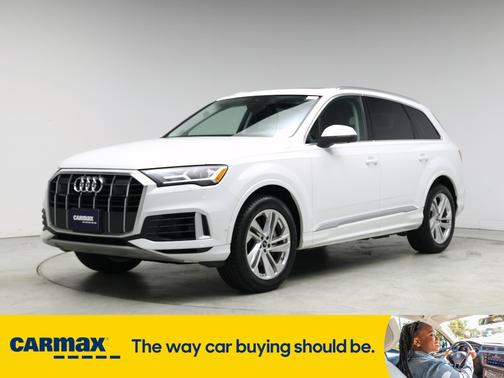 2023 Audi Q7 Premium Plus