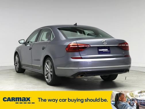 2017 Volkswagen Passat R-Line