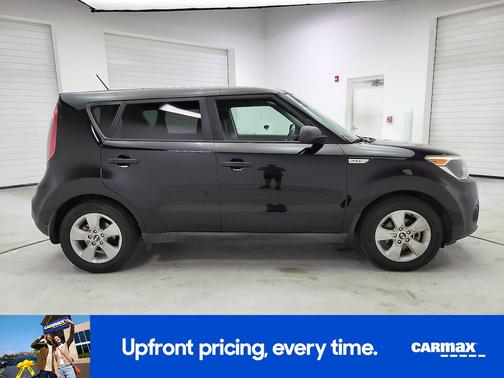 Black 2017 Kia Soul