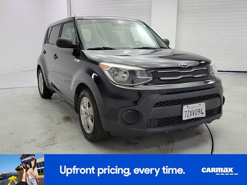 Black 2017 Kia Soul