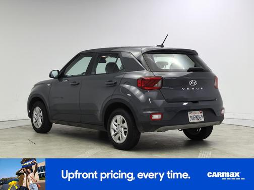 2025 Hyundai VENUE SE