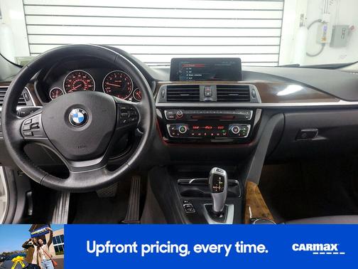 White 2017 BMW 320 I