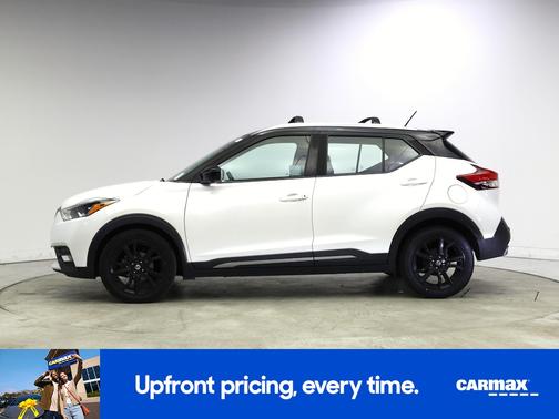 2020 Nissan Kicks SR