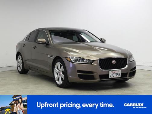2017 Jaguar XE Premium