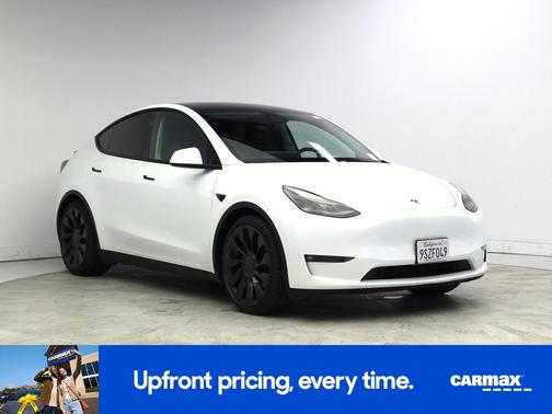 White 2023 Tesla Model Y Performance