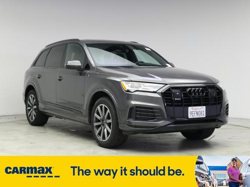 2023 Audi Q7 Premium Plus