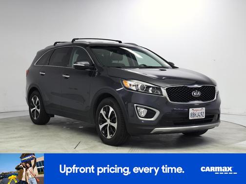 Gray 2018 Kia Sorento EX