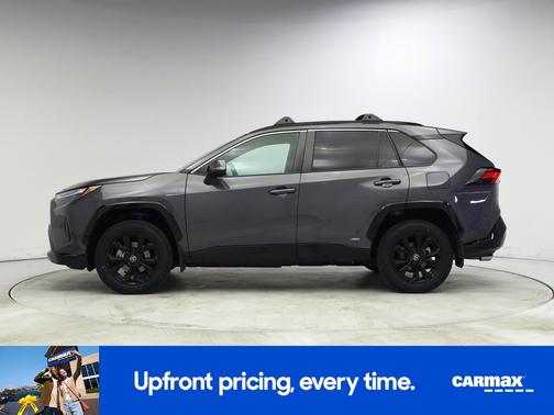 Silver 2022 Toyota RAV4 Hybrid SE