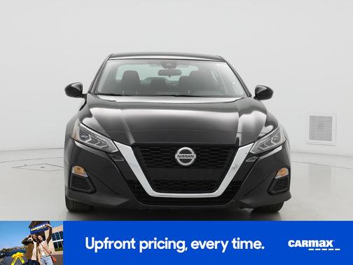 2022 Nissan Altima SV