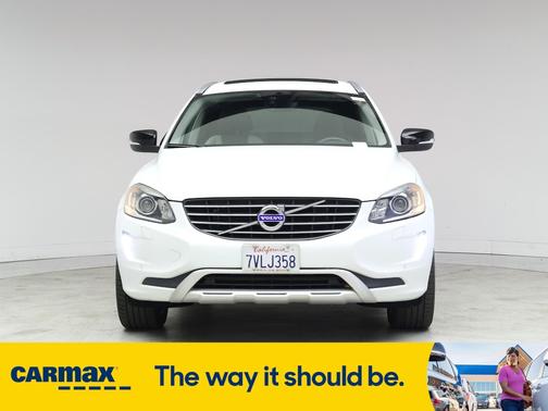 2017 Volvo XC60 T5 Dynamic