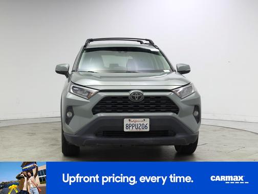2020 Toyota RAV4 XLE