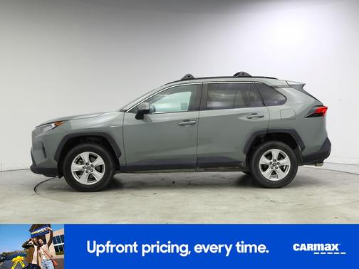 2020 Toyota RAV4 XLE