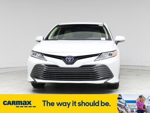 2018 Toyota Camry Hybrid XLE