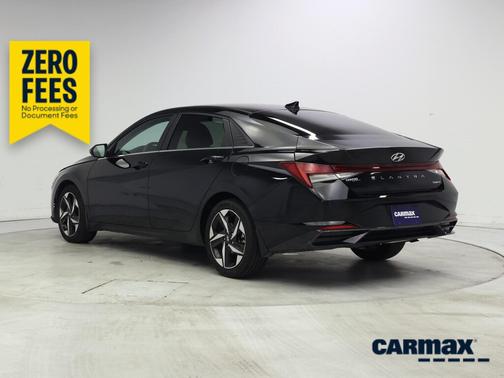 Black 2023 Hyundai ELANTRA Limited